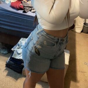 Jorts only worn ONCE and washed